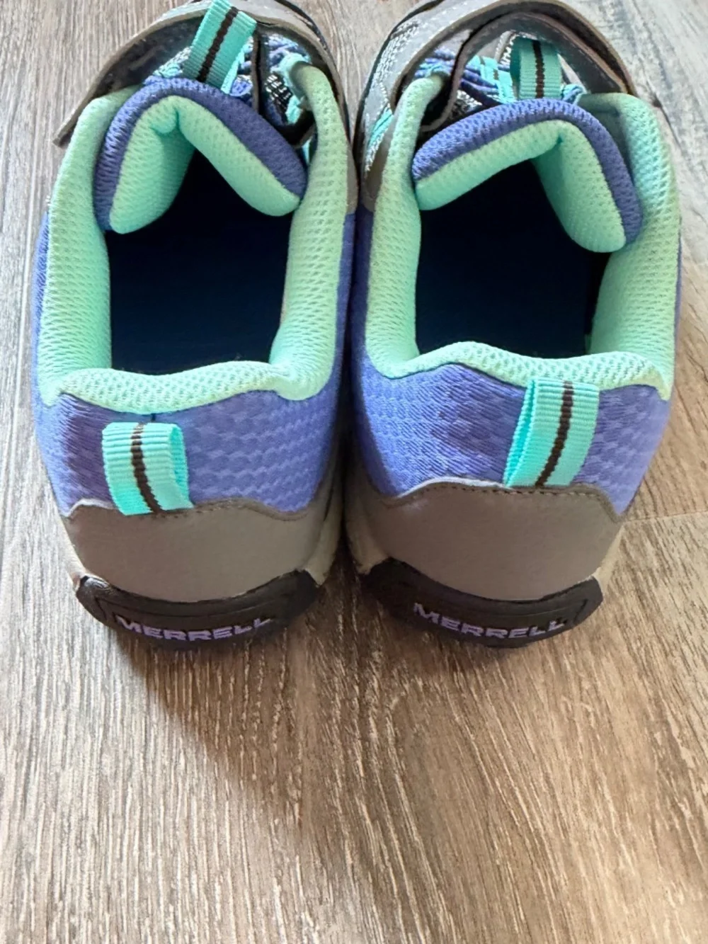 Merrell Unisex-Child Trail Chaser Hiking Sneaker KID size 6 medium